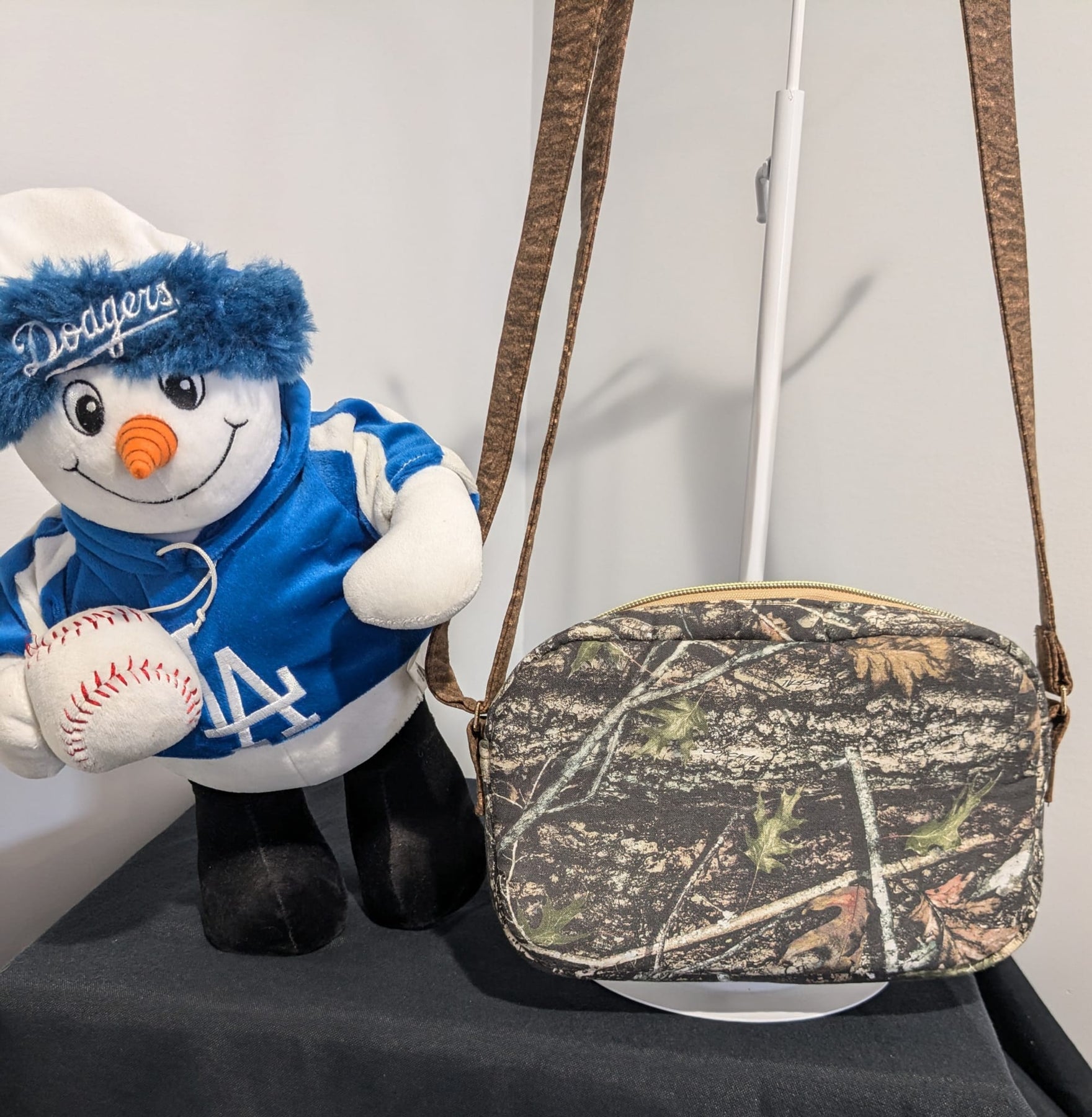 Brown Camo Allium Crossbody Bag - Image 10