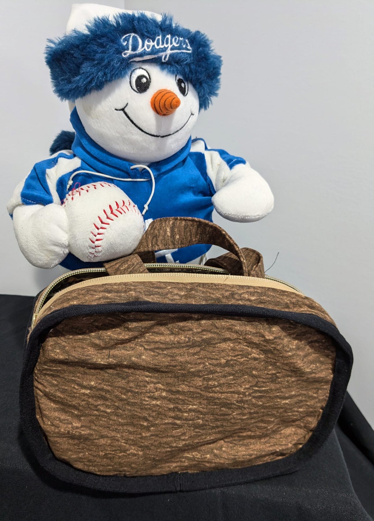 Brown Camo Allium Crossbody Bag - Image 12