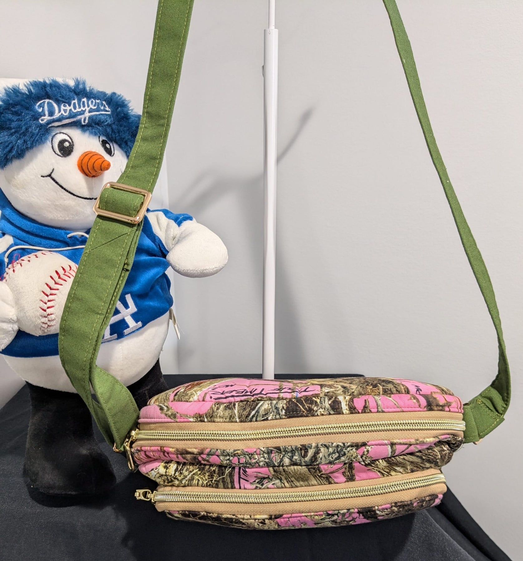 Pink Camo Allium Crossbody Bag - Image 7